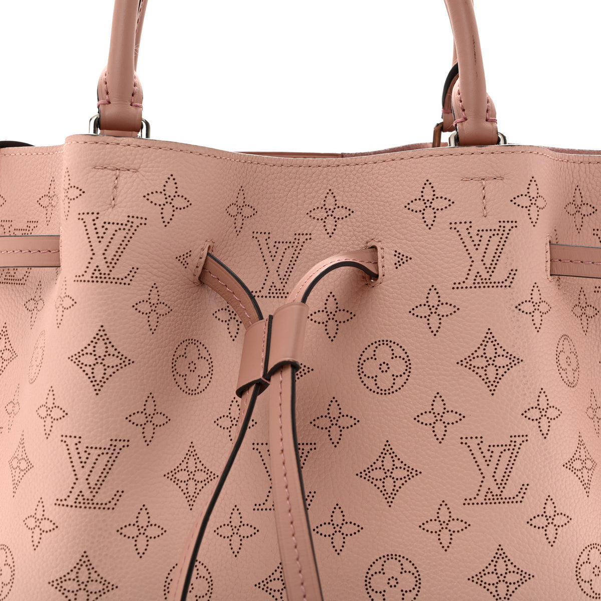 Louis Vuitton Mahina Girolata Magnolia 9 of 14