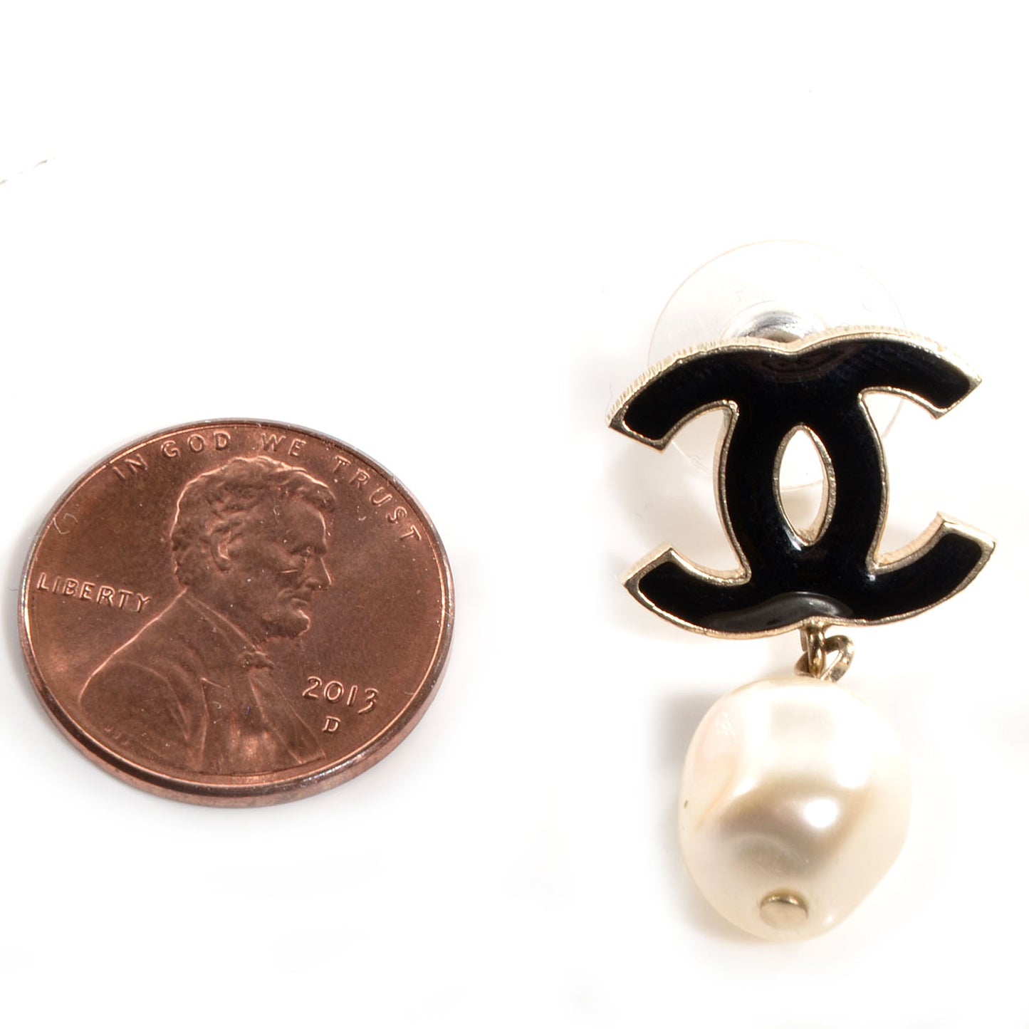 Pearl Enamel CC Drop Earrings Black