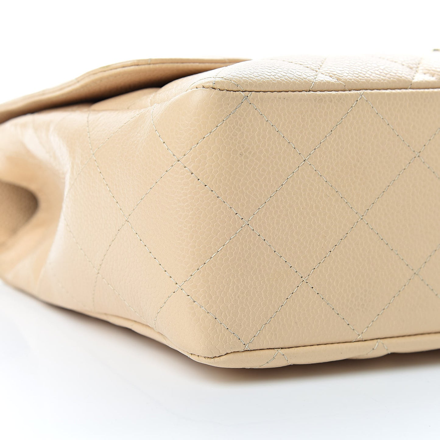 Caviar Quilted Jumbo Single Flap Beige Clair