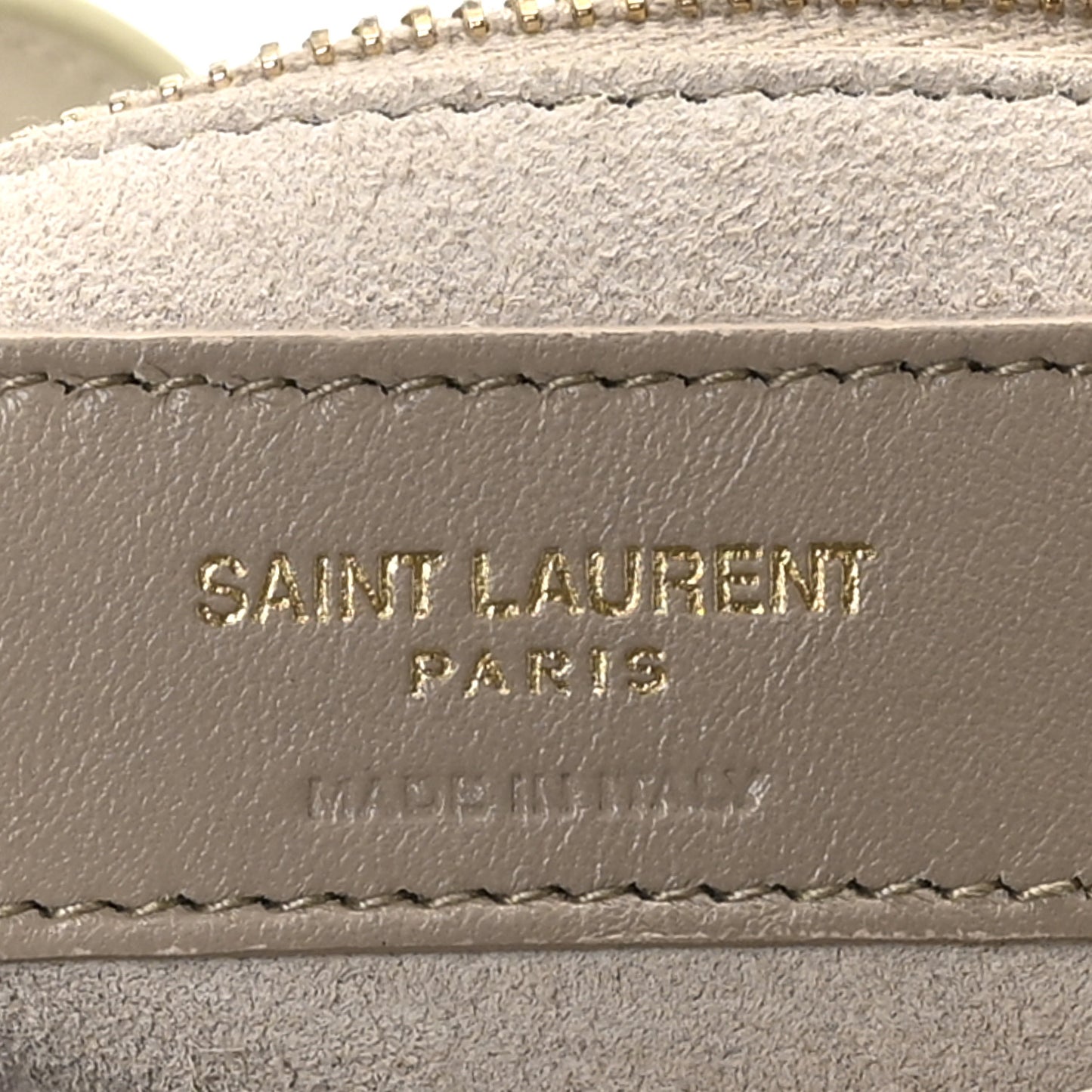 Smooth Calfskin Le 5 A 7 Hobo Crema Soft