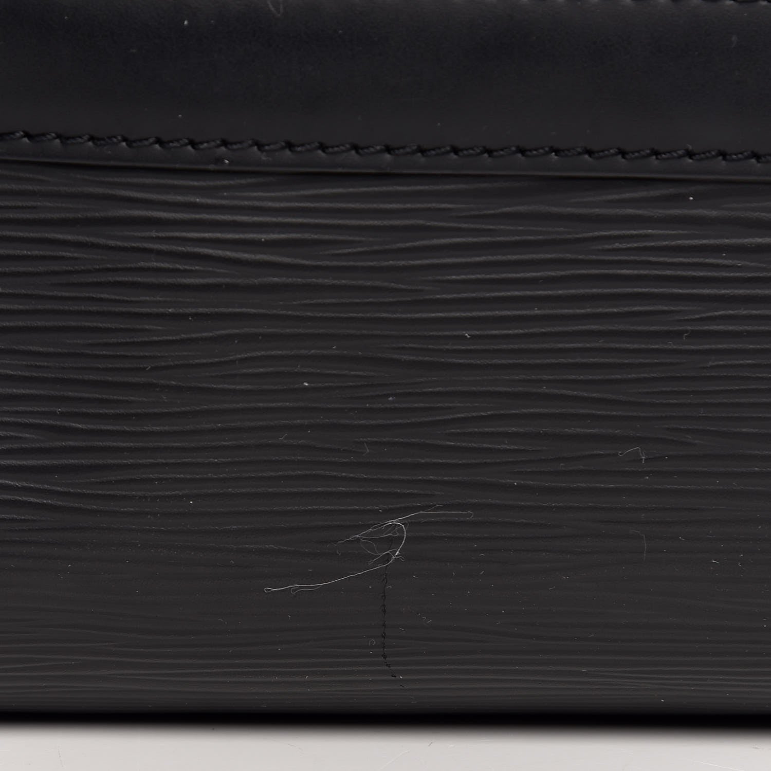 Louis Vuitton Epi Speedy 25 Black 9 of 10