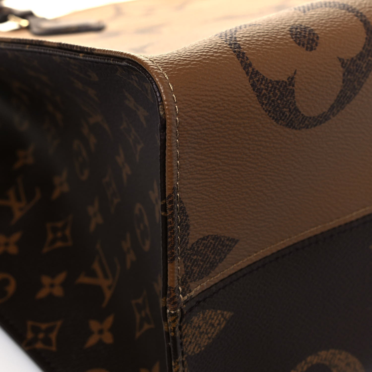 Louis Vuitton Reverse Monogram Giant Onthego GM 11 of 14