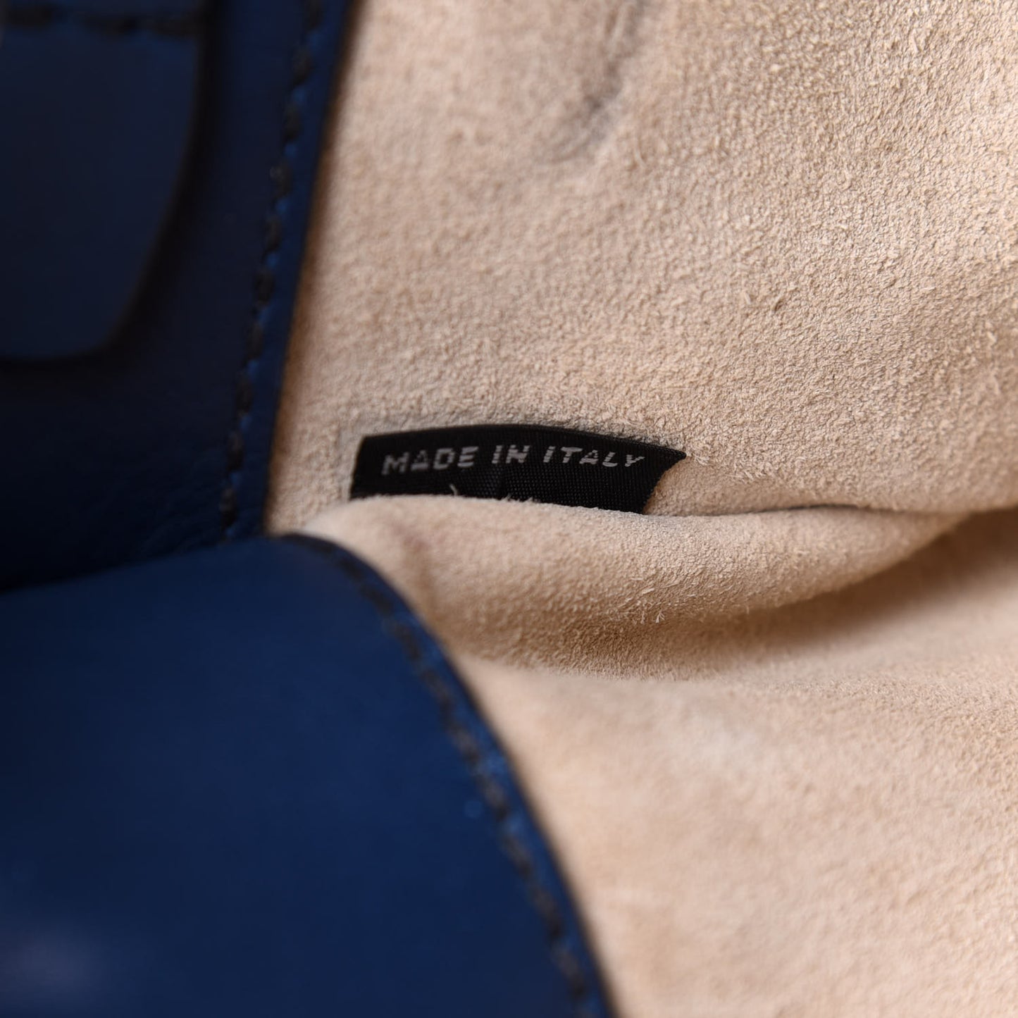 City Calf Hand Stitched Small Galleria Double Zip Tote Bluette