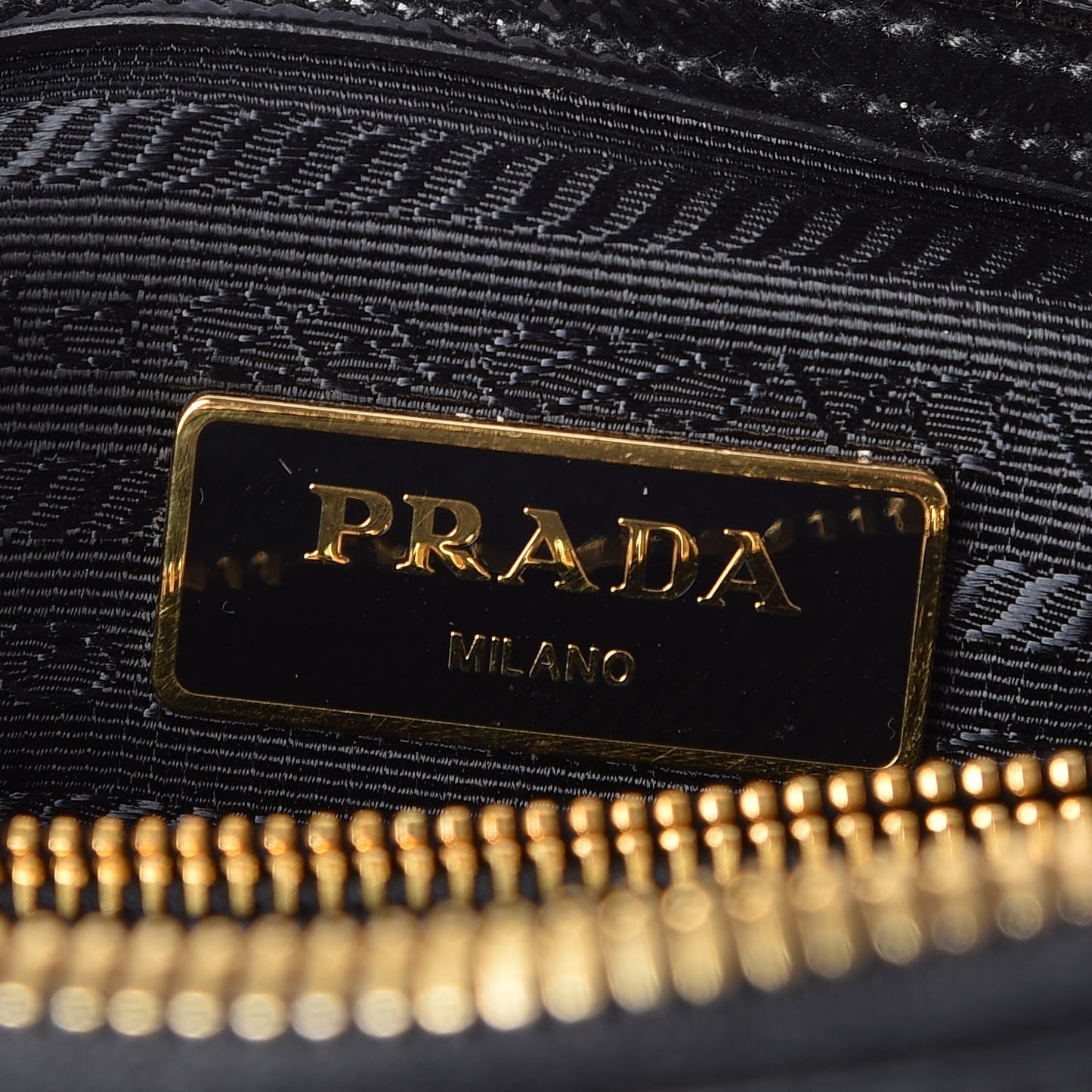 Saffiano Vernice Small Promenade Tote Black