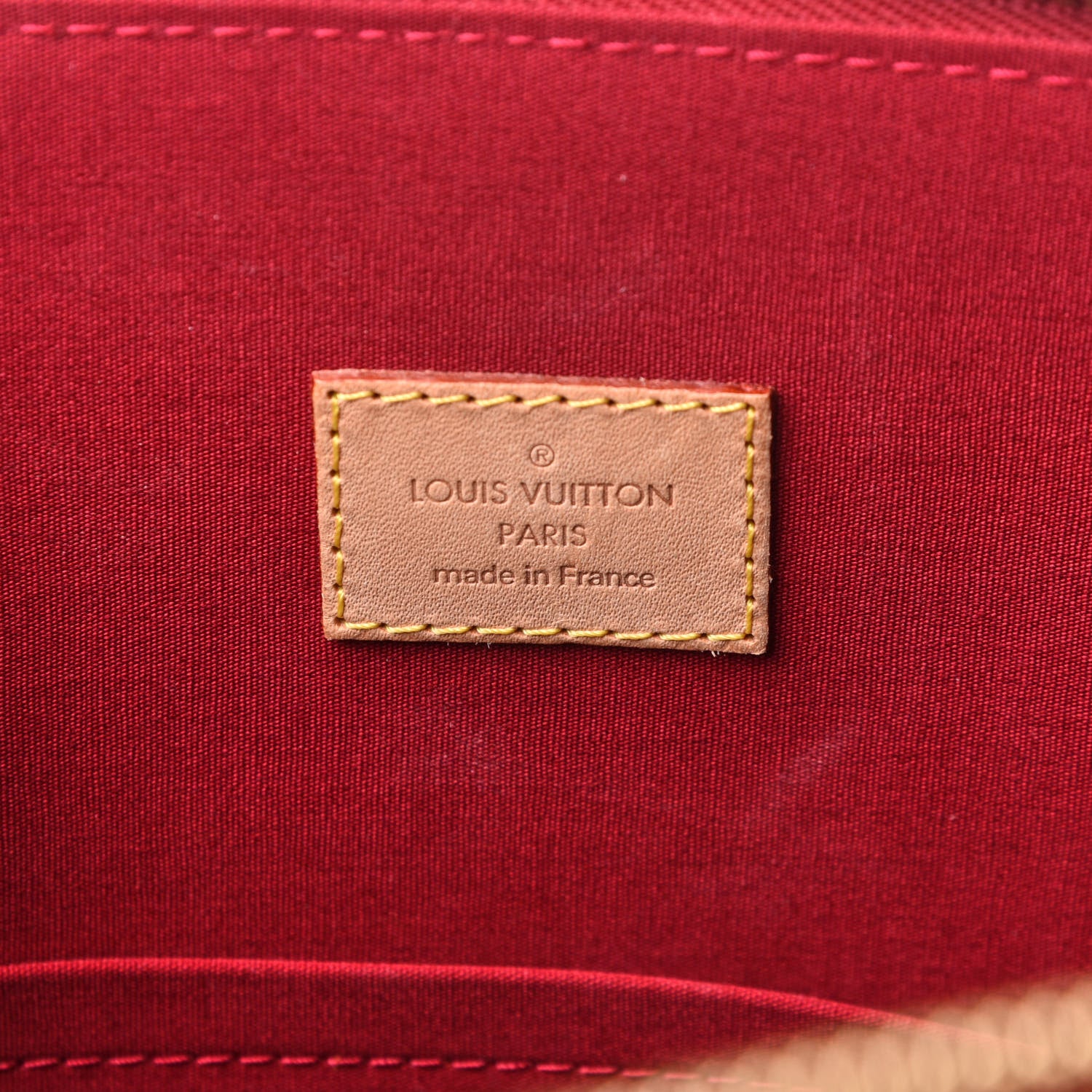 Louis Vuitton Vernis Alma GM Pomme D'Amour 6 of 9