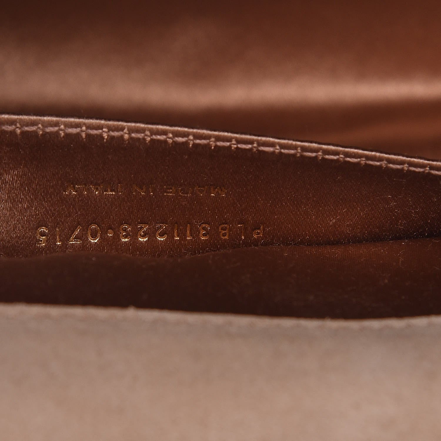 Saint Laurent Patent Calfskin Monogram Large Belle De Jour Clutch Chair 7 of 12