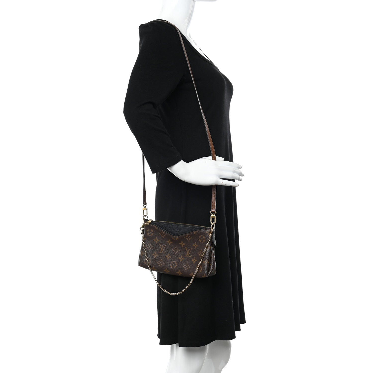 Louis Vuitton Monogram Pallas Clutch Black 2 of 17