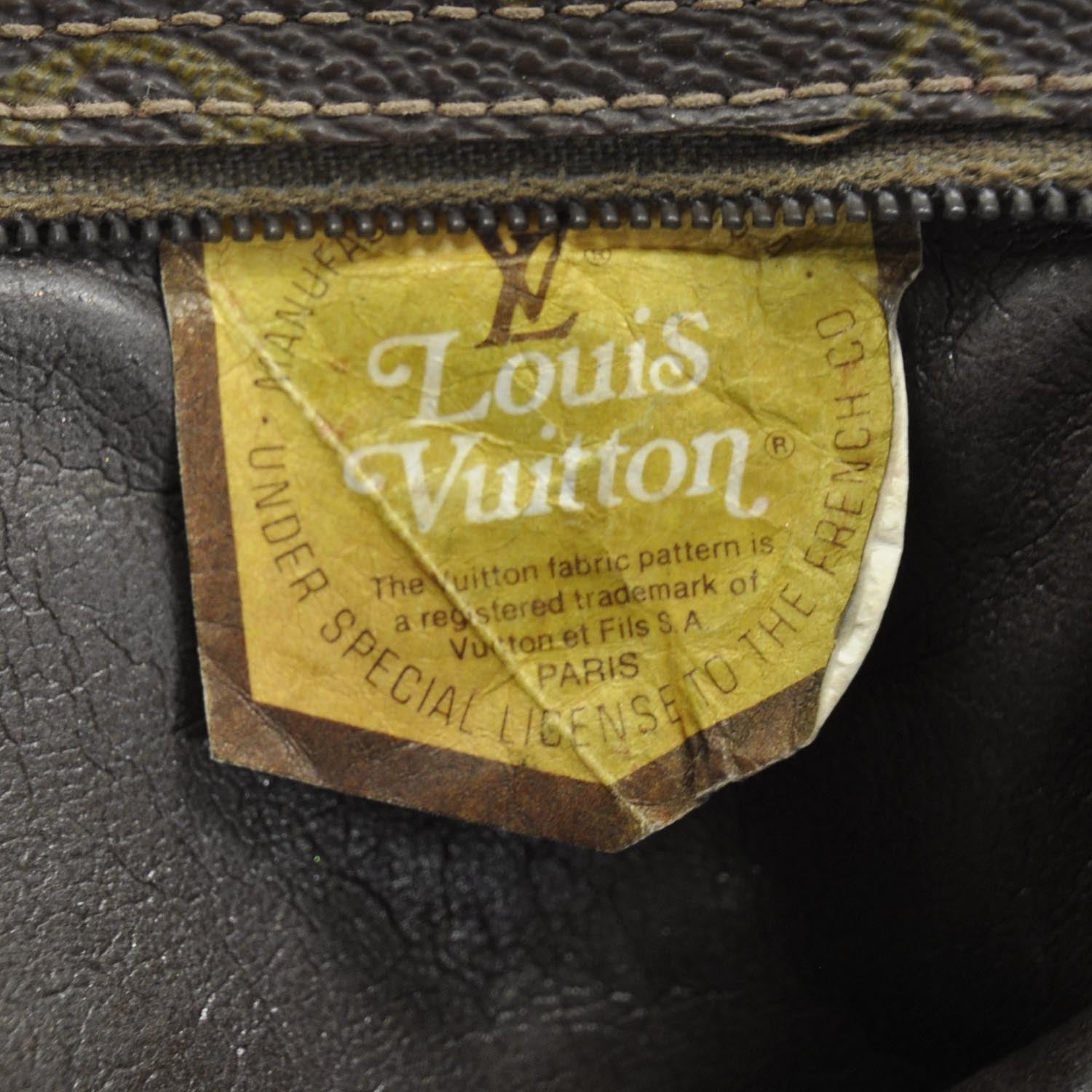 Louis Vuitton Monogram French Company Poche Toilette 26 9 of 9