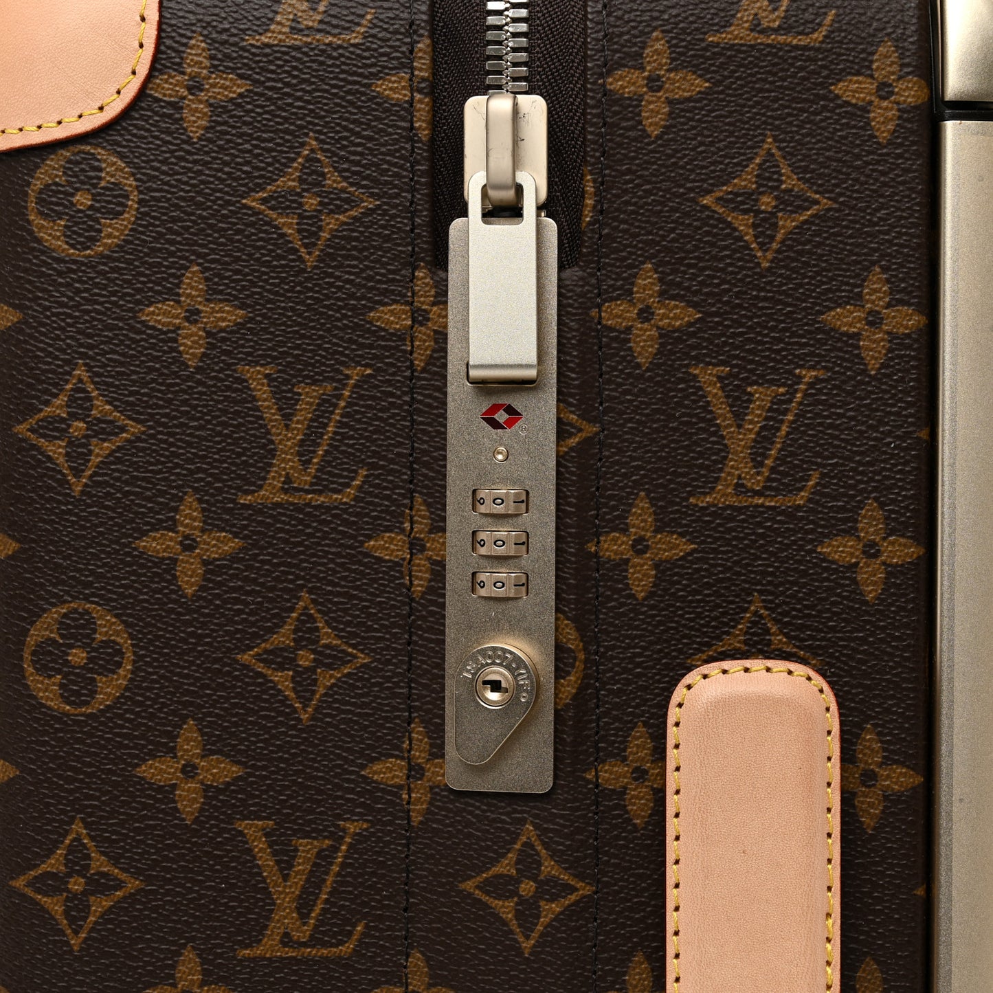 Monogram Horizon