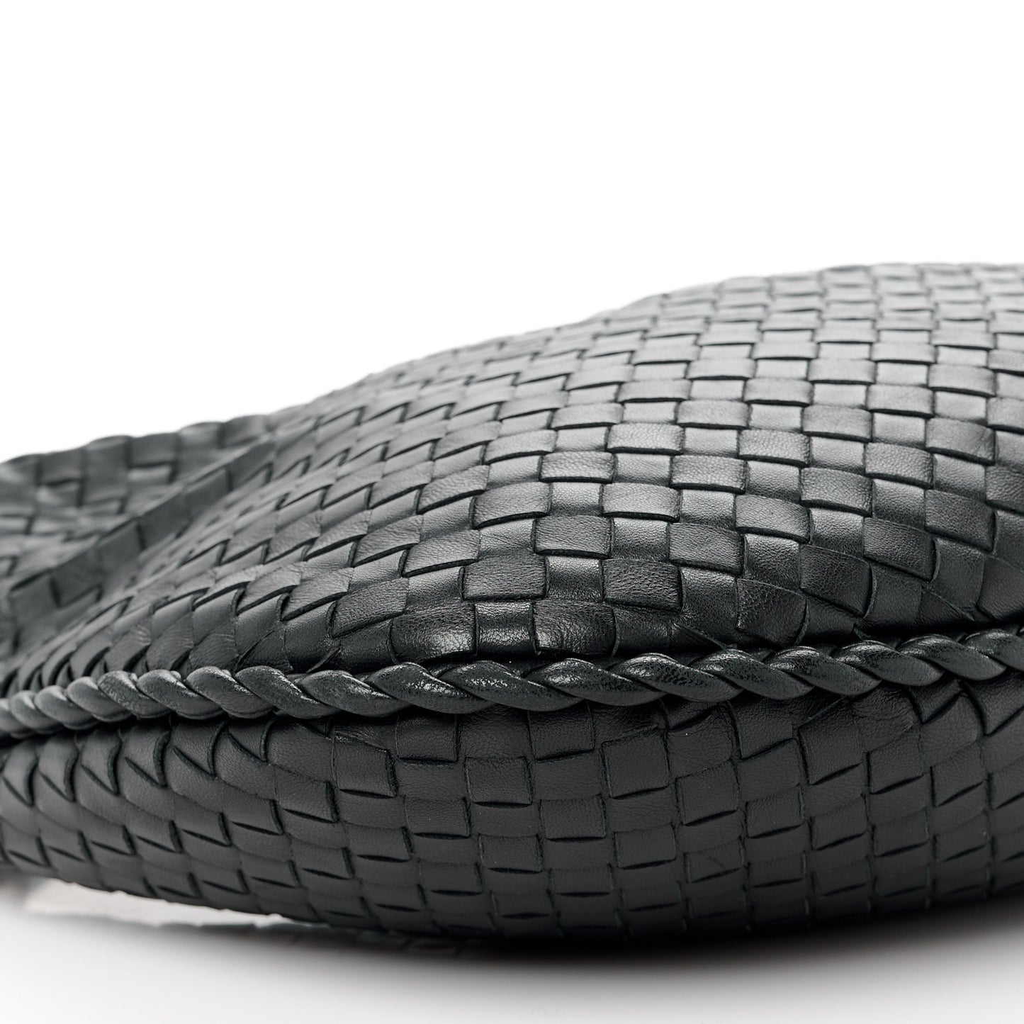 Nappa Intrecciato Medium Veneta Hobo Navy