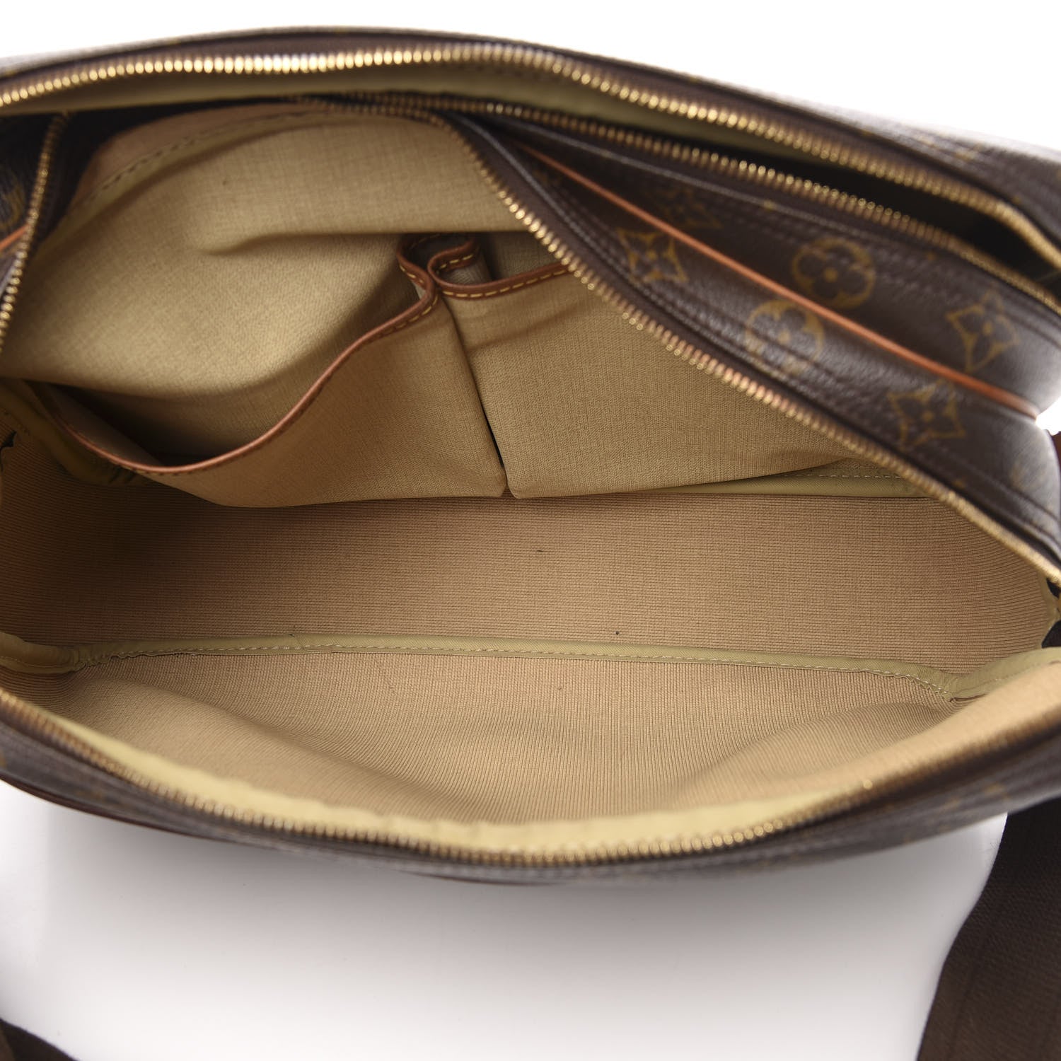 Louis Vuitton Monogram Reporter GM 5 of 17