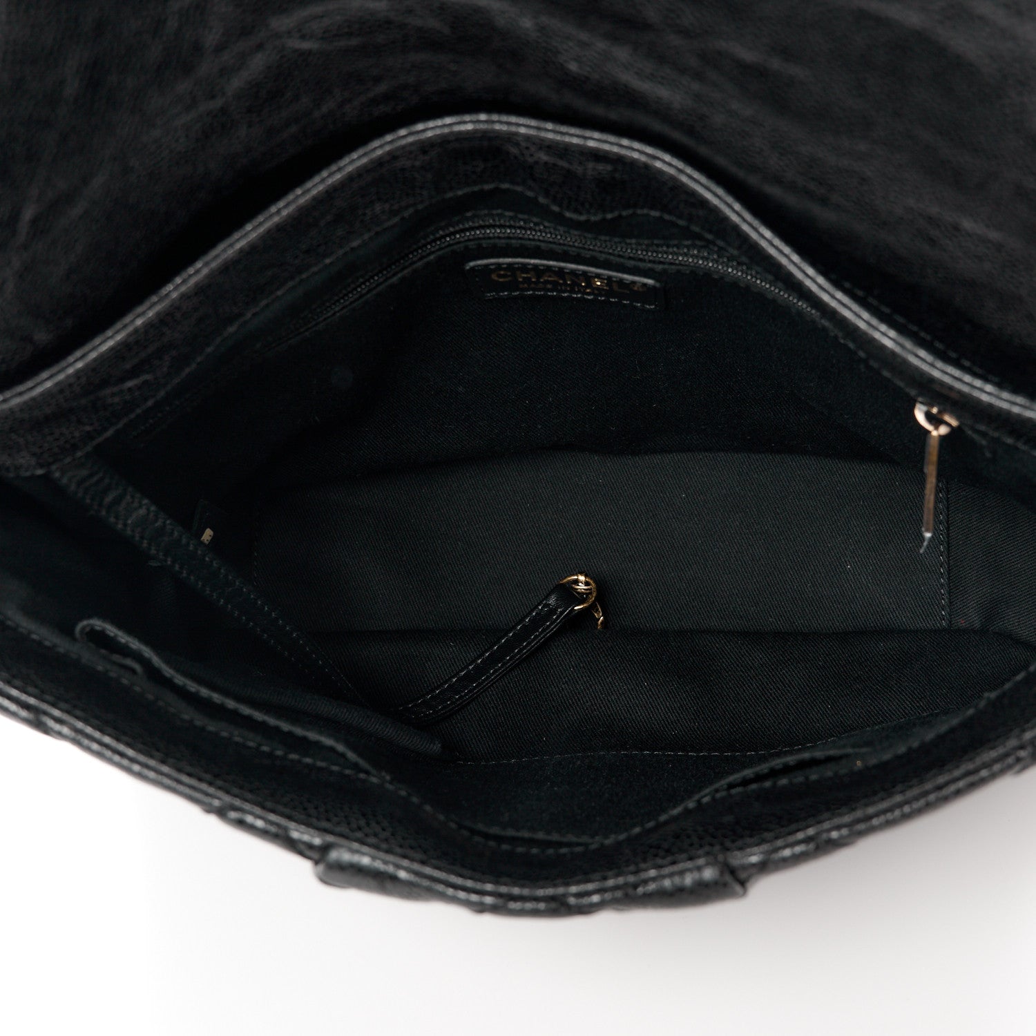 Chanel Crumpled Grained Calfskin Medium Coco Pleats Messenger Flap Black 5 of 11