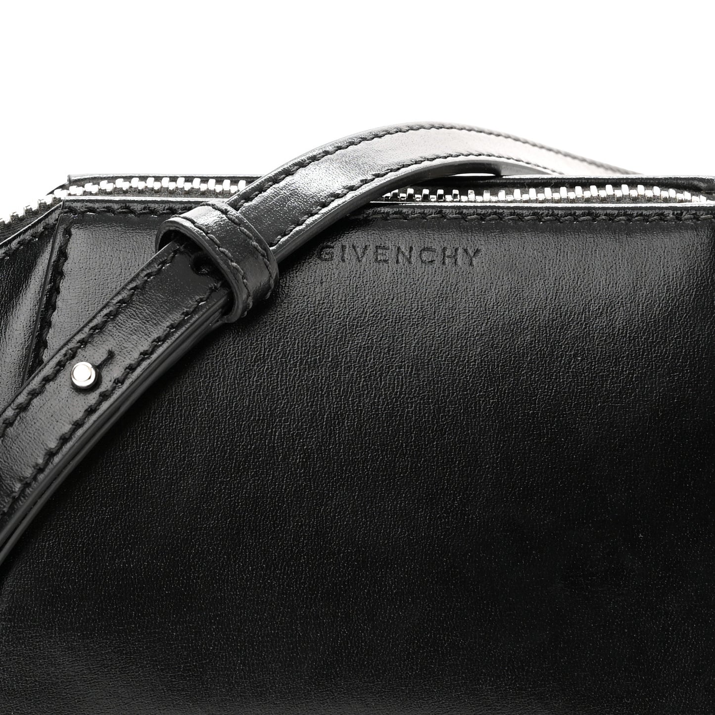 Box Calfskin Nano Antigona Black