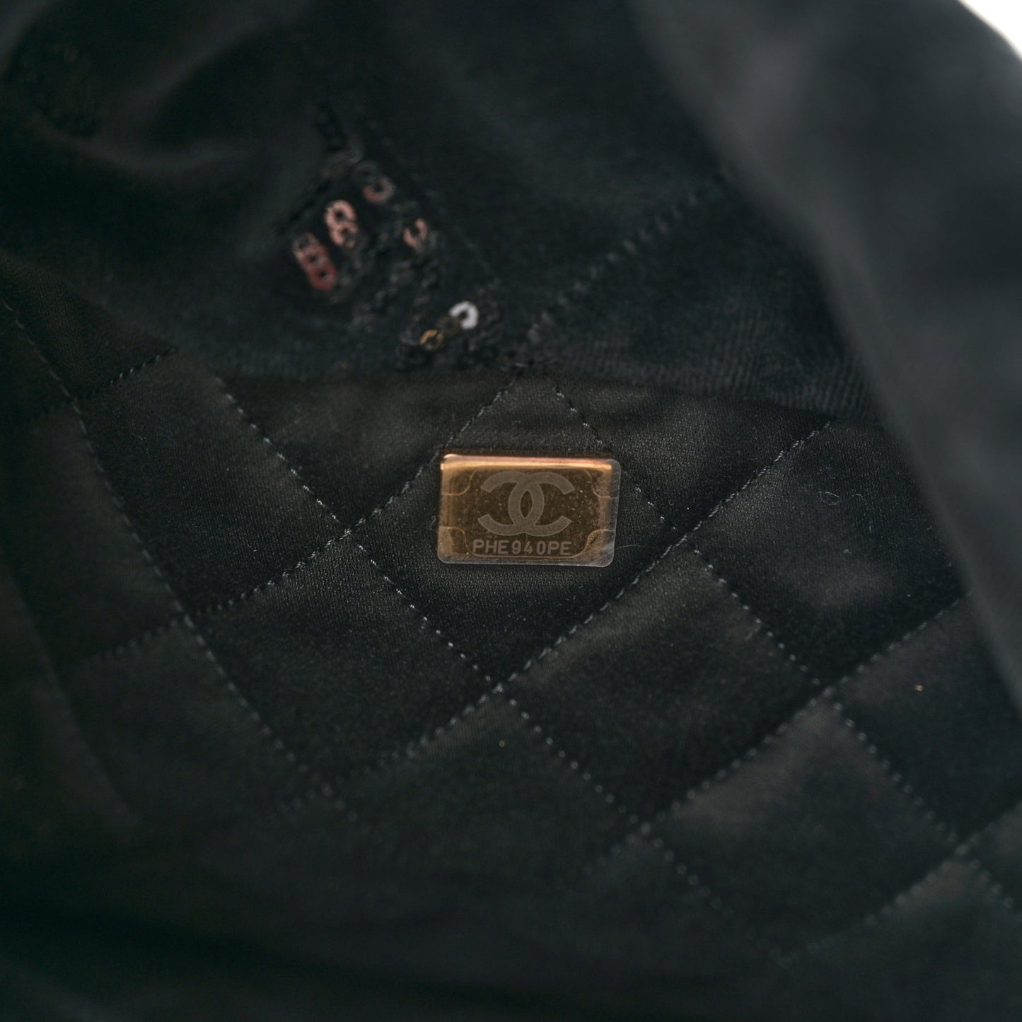 Velvet Sequin Quilted Chanel 22 Black