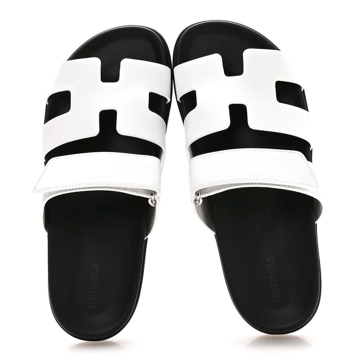 Hermes ホワイト ブラック チェーンデザイン サンダル 37 Hermes Calfskin Womens Chypre Sandals 39 White 1877274 – FASHIONPHILE