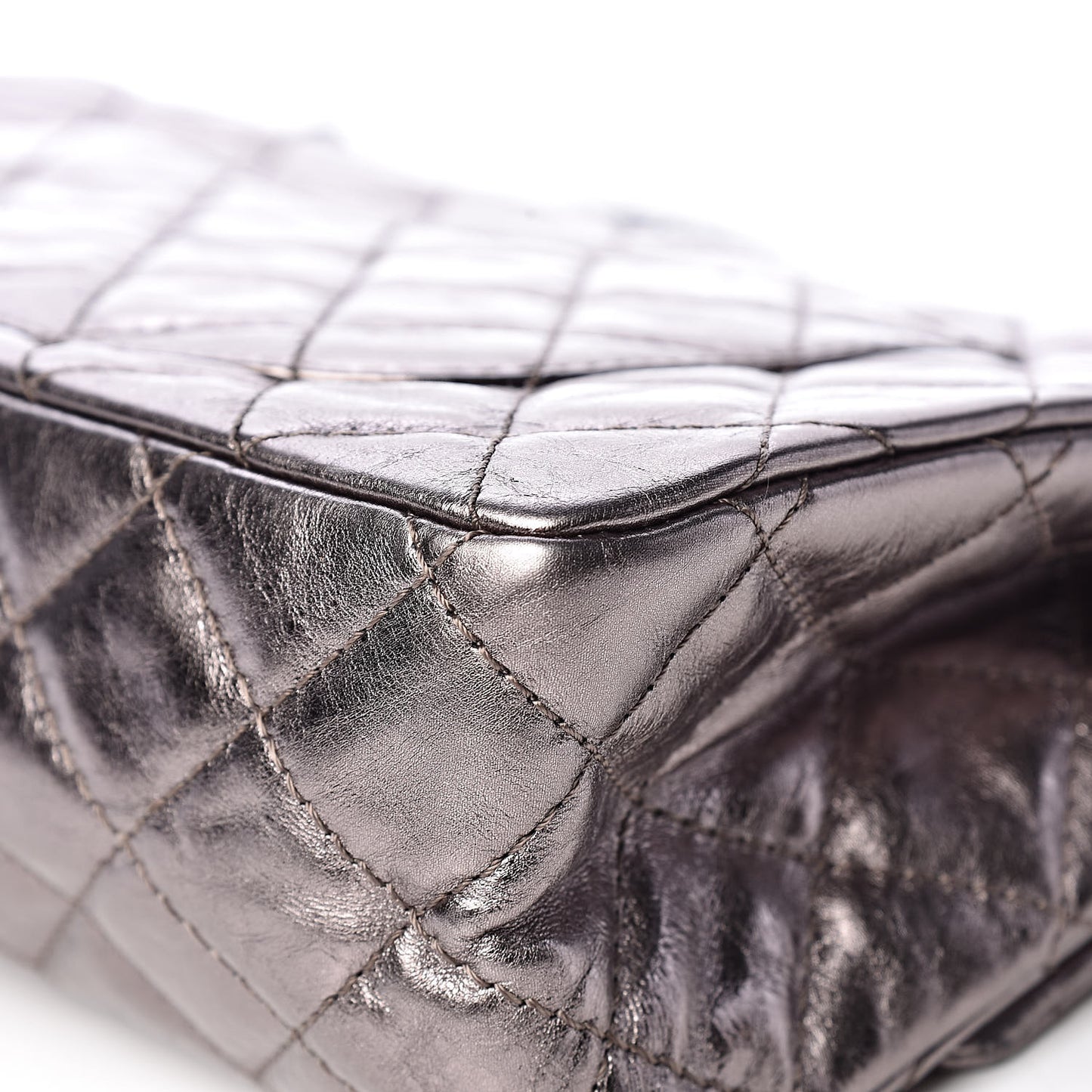 Metallic Aged Calfskin Quilted 2.55 Reissue 226 Silver