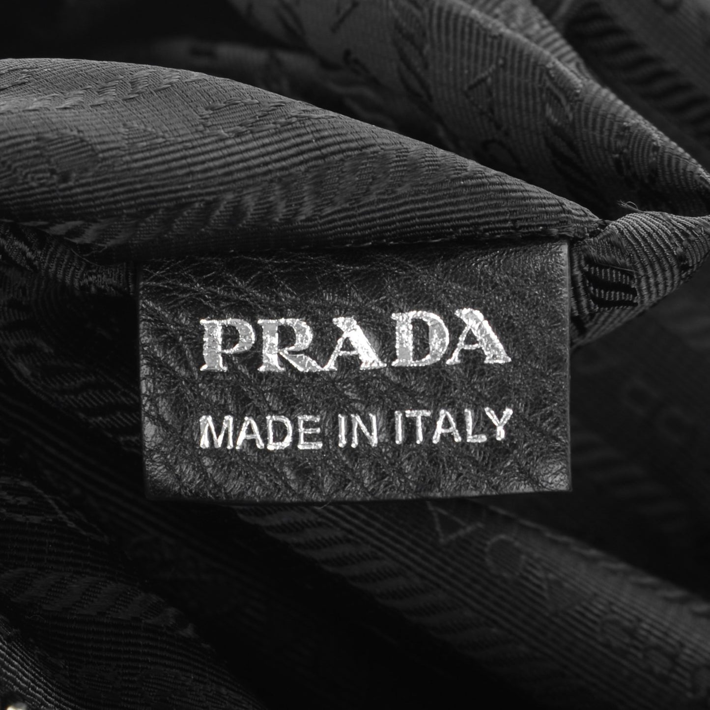 Vitello Daino Satchel Nero Black
