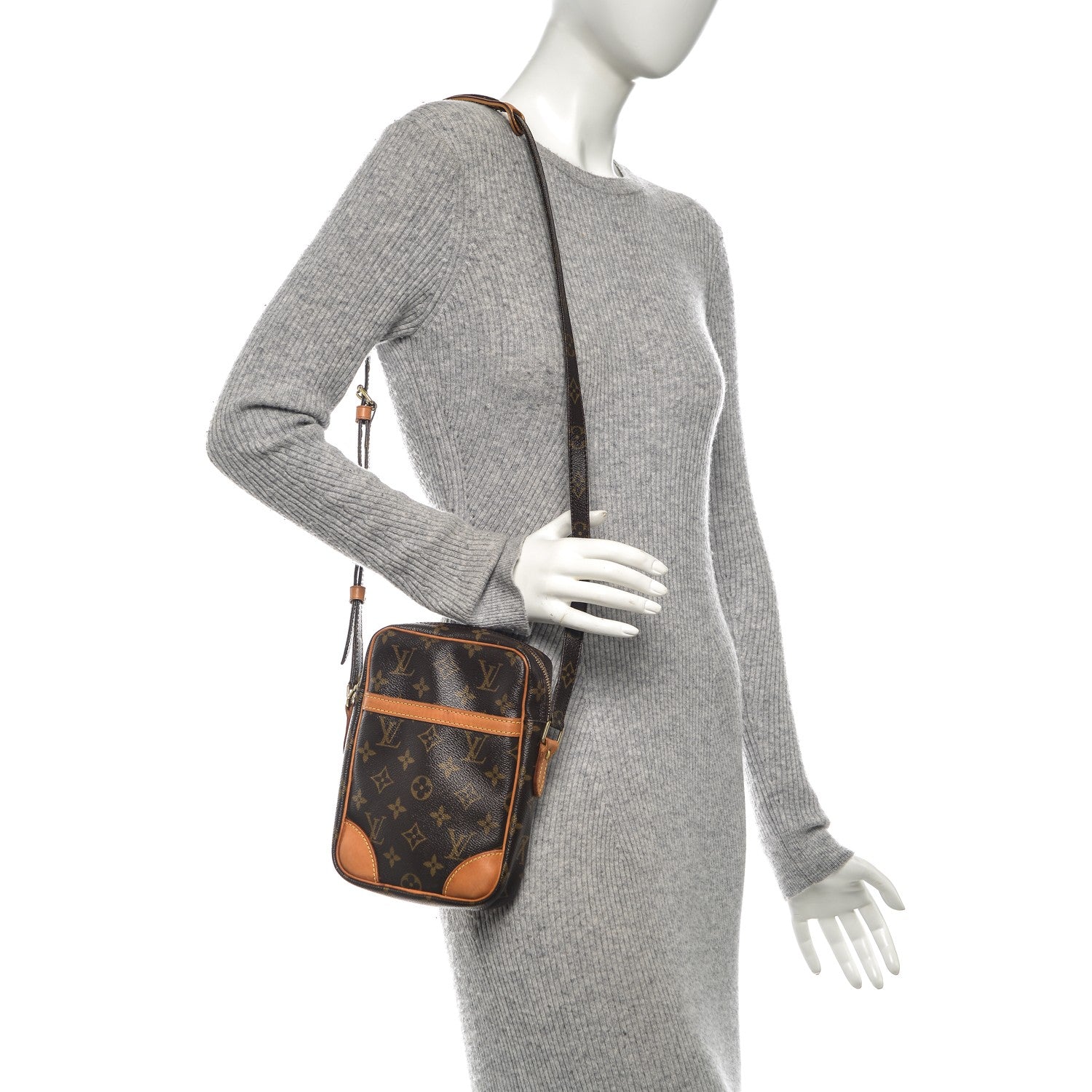 Louis Vuitton Monogram Danube 2 of 6