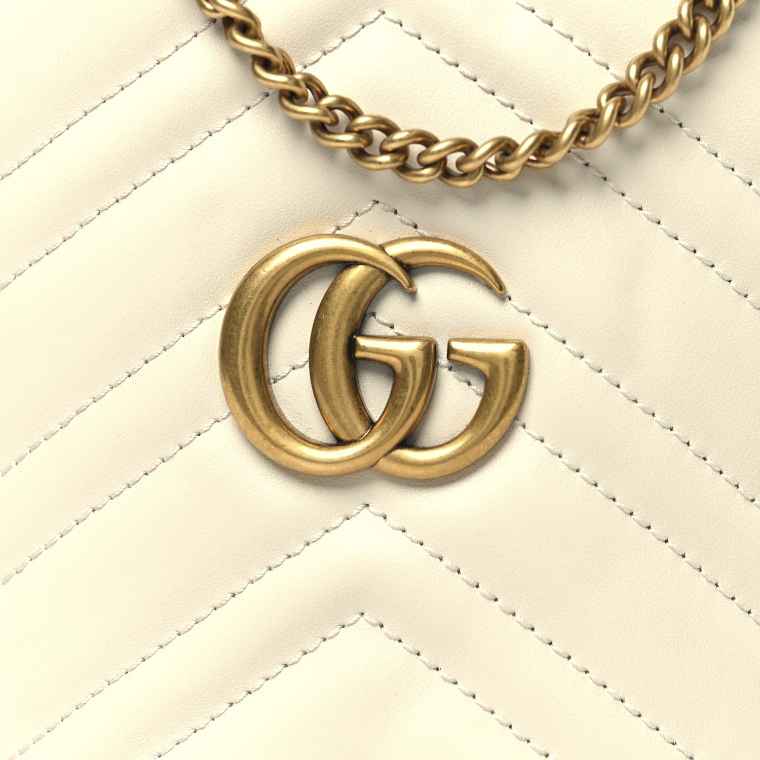 Gucci Calfskin Matelasse Mini GG Marmont 2.0 Bucket Bag White 8 of 10