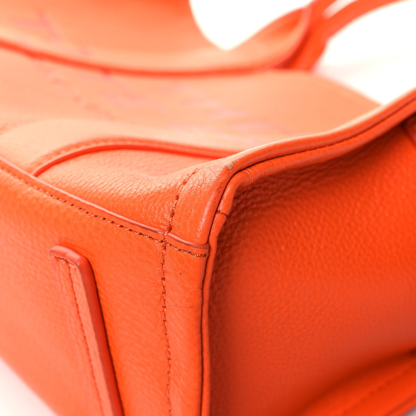 Grained Calfskin Medium The Tote Bag Dragon Fire