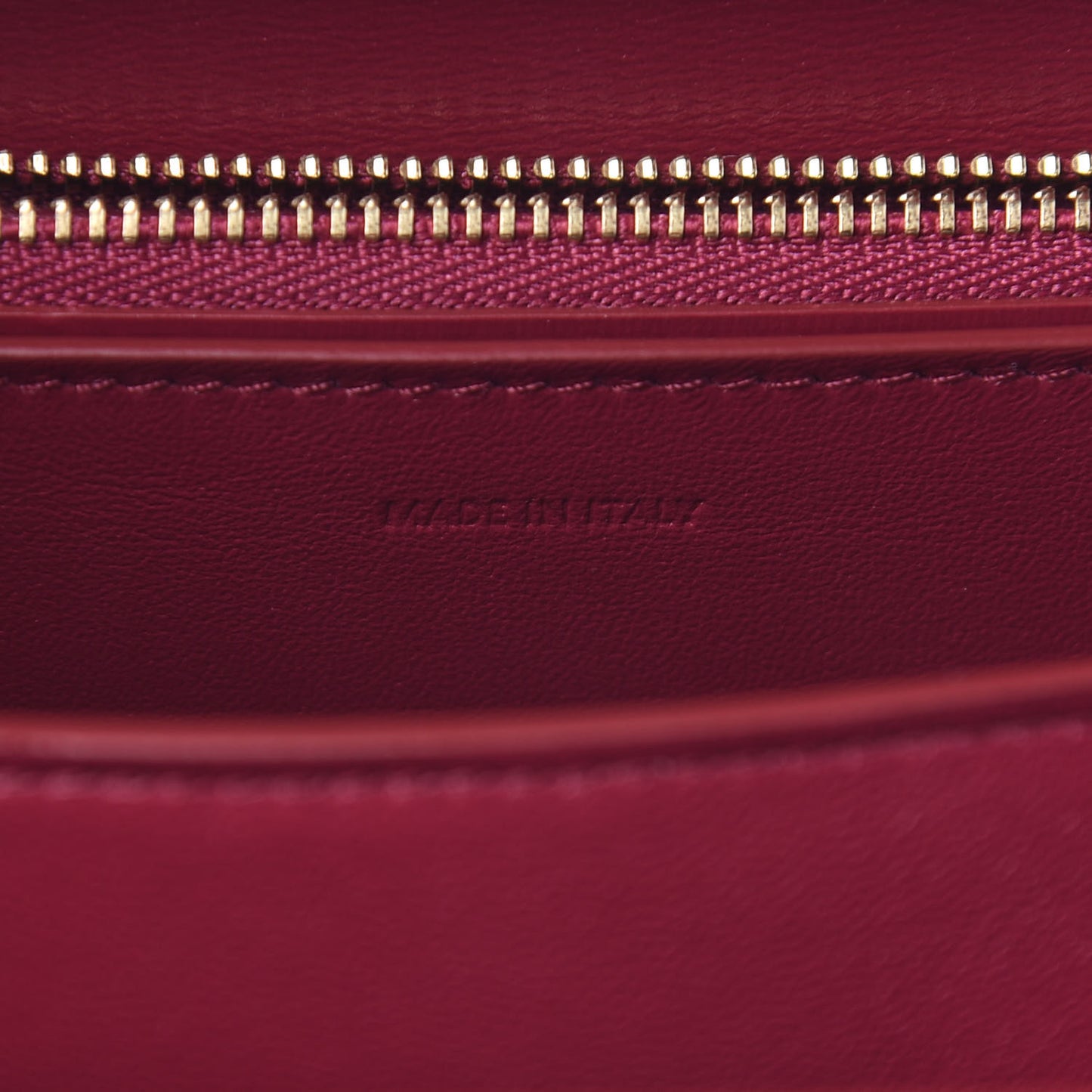 Box Calfskin Medium Classic Box Flap Bag Raspberry