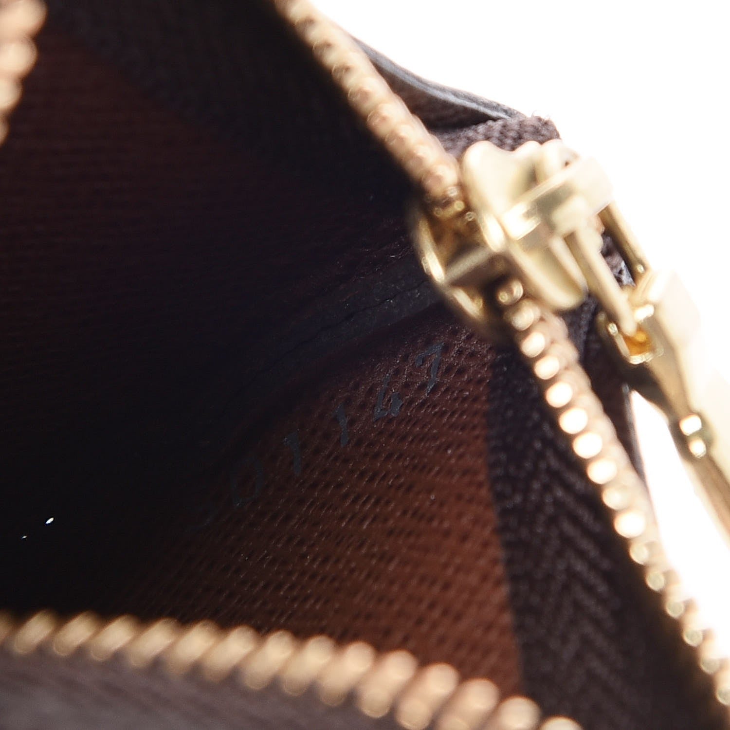 Louis Vuitton Monogram Key Pouch 7 of 7