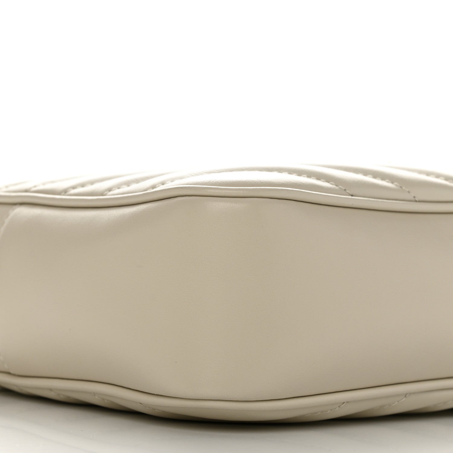 Saint Laurent Calfskin Matelasse Monogram Lou Camera Bag Blanc Vintage 9 of 11