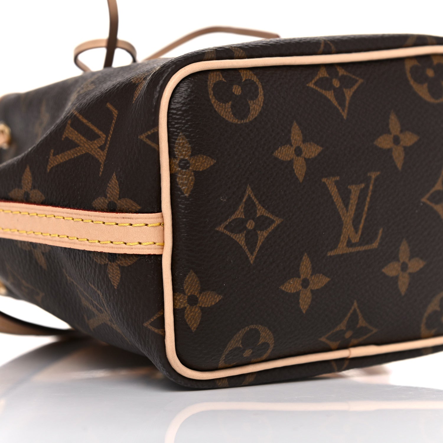 Louis Vuitton Monogram Nano Noe 8 of 10