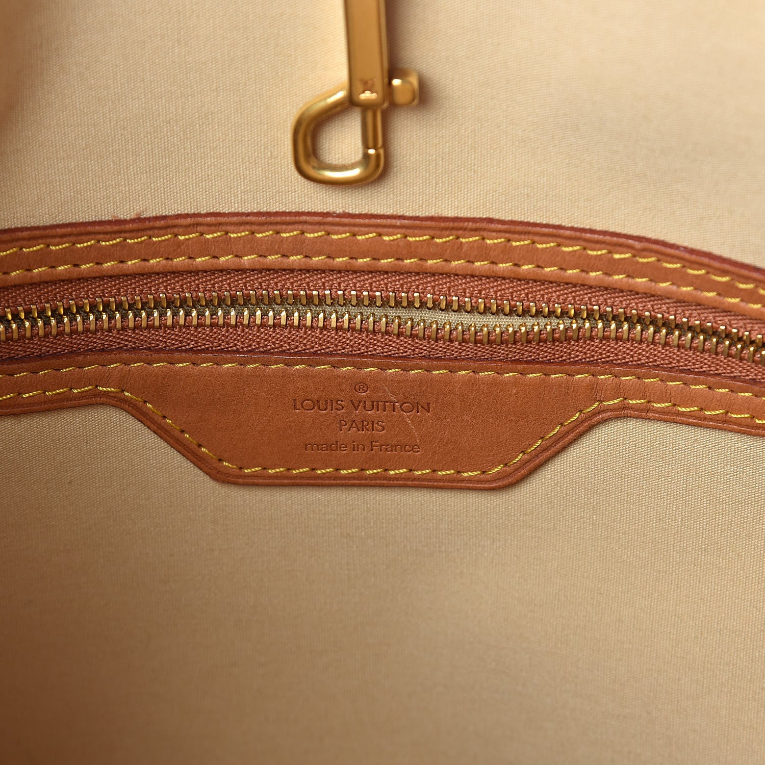 Louis Vuitton Monogram Dentelle Batignolles Horizontal Gold 6 of 9