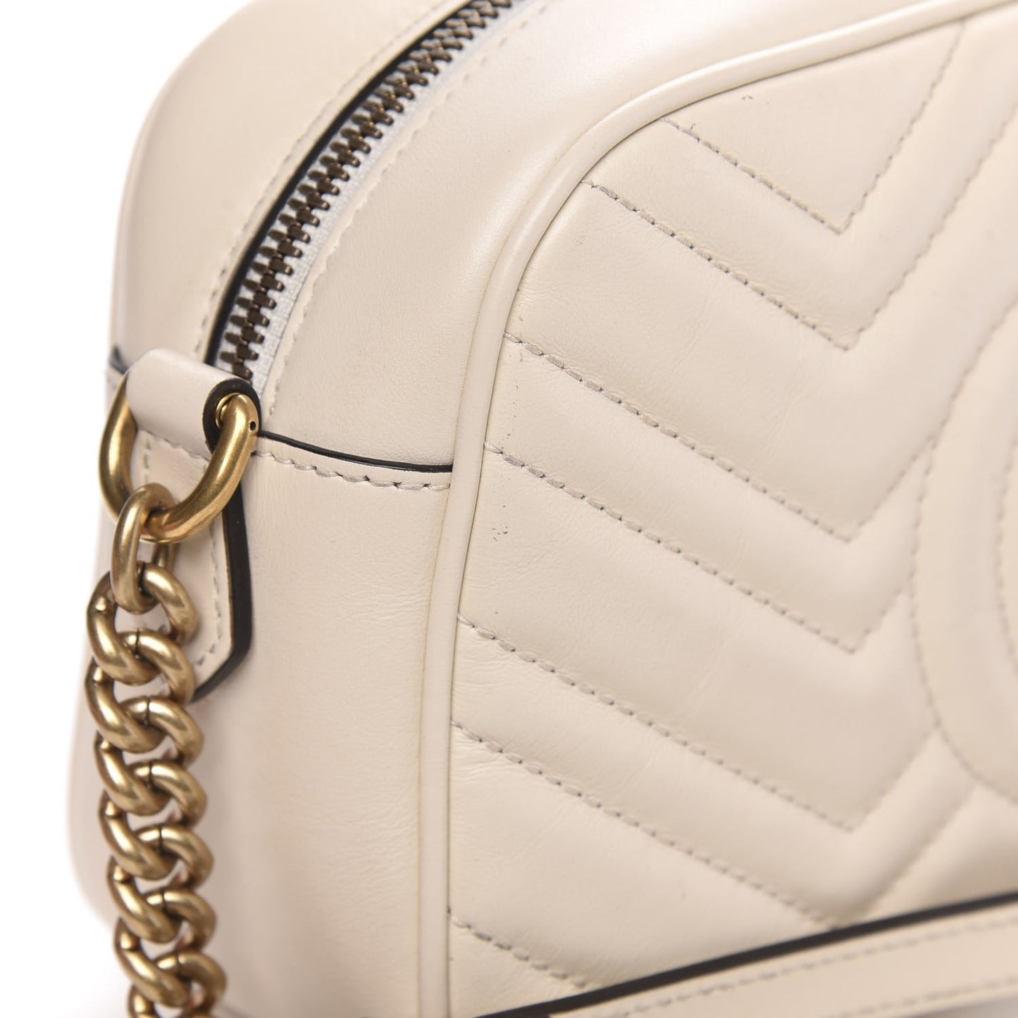 Calfskin Matelasse Small GG Marmont Chain Shoulder Bag White