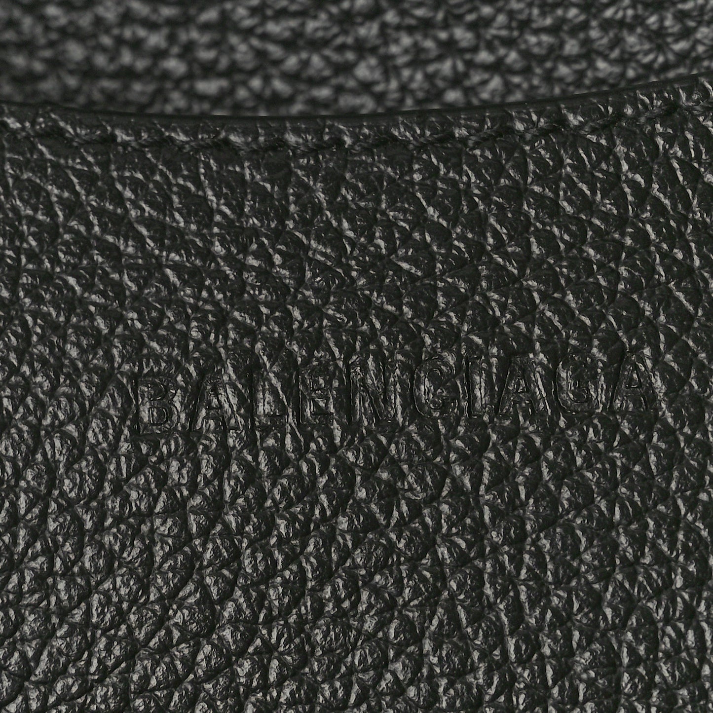 Grained Calfskin Neo Classic Black Hardware S City Black