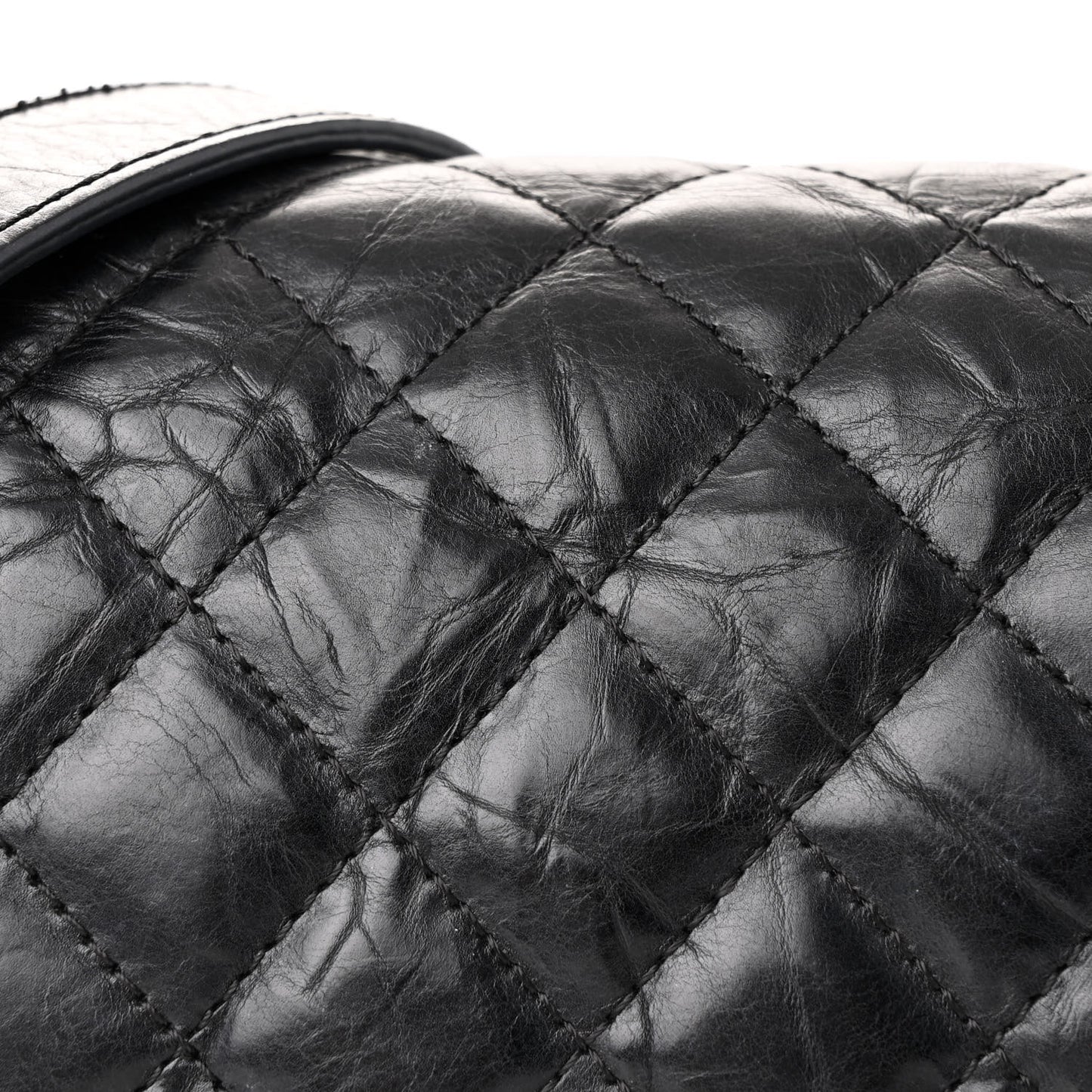 Crumpled Calfskin Quilted Medium Casual Rock Flap Black