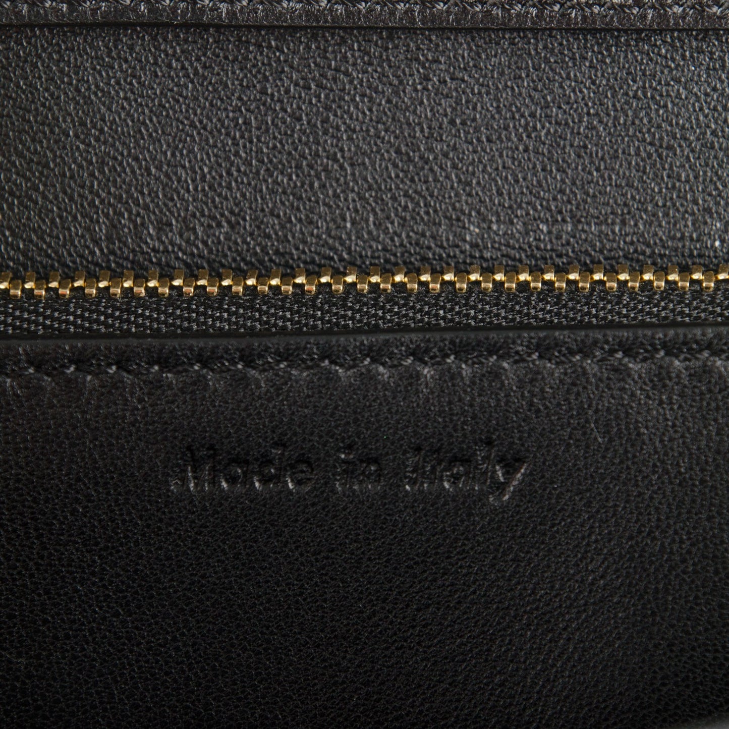 Box Calfskin Medium Classic Box Flap Bag Black