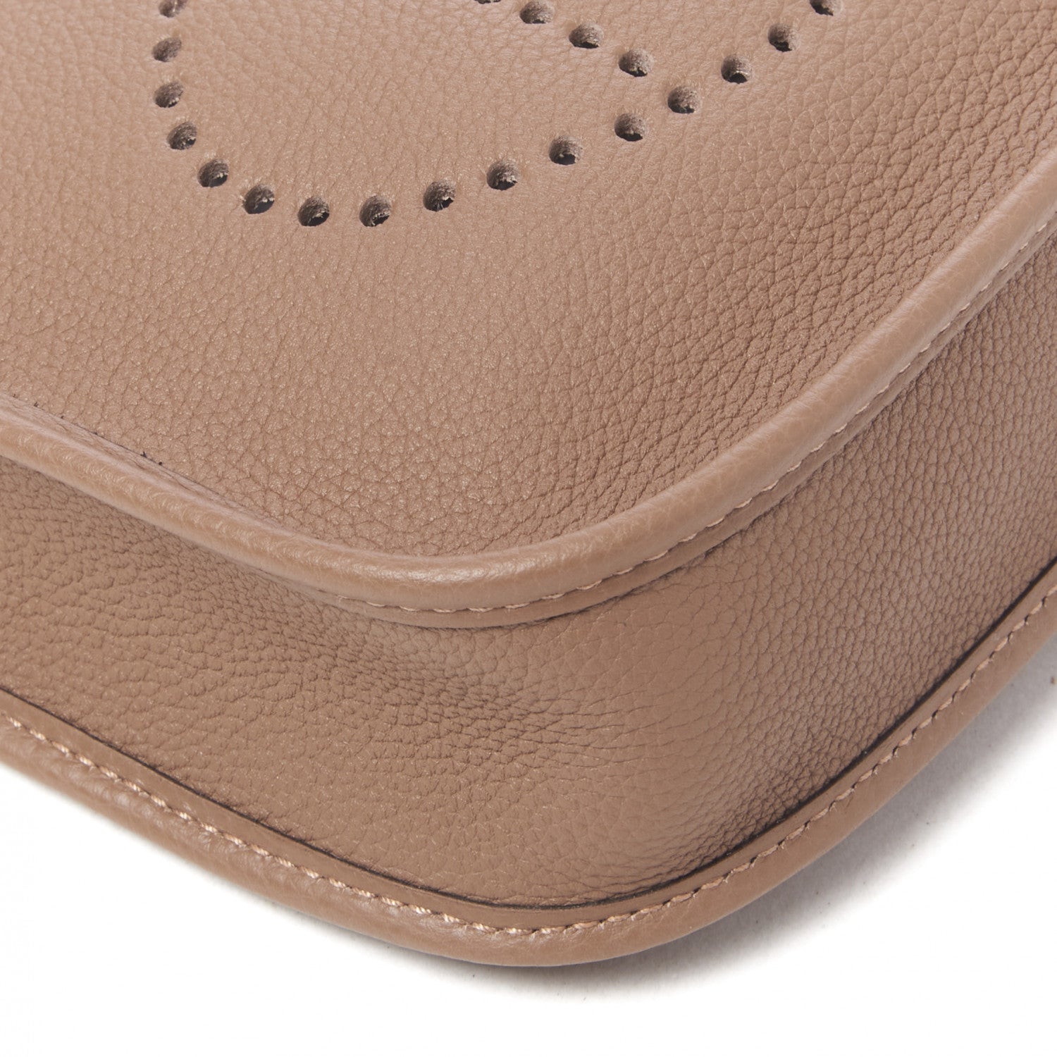 Hermes Taurillon Clemence Amazone Evelyne TPM Etoupe Etain 5 of 9