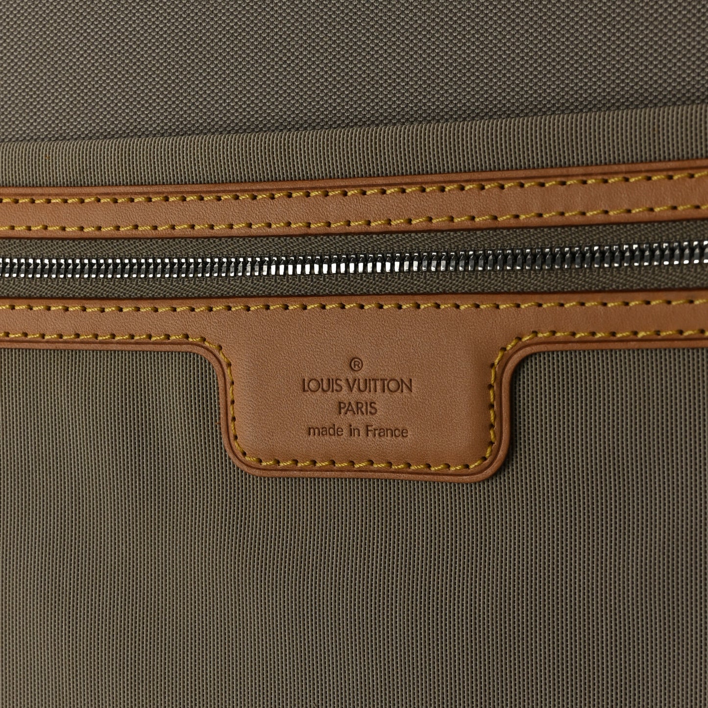 Damier Geant Conquerant 65 Rolling Luggage Terre