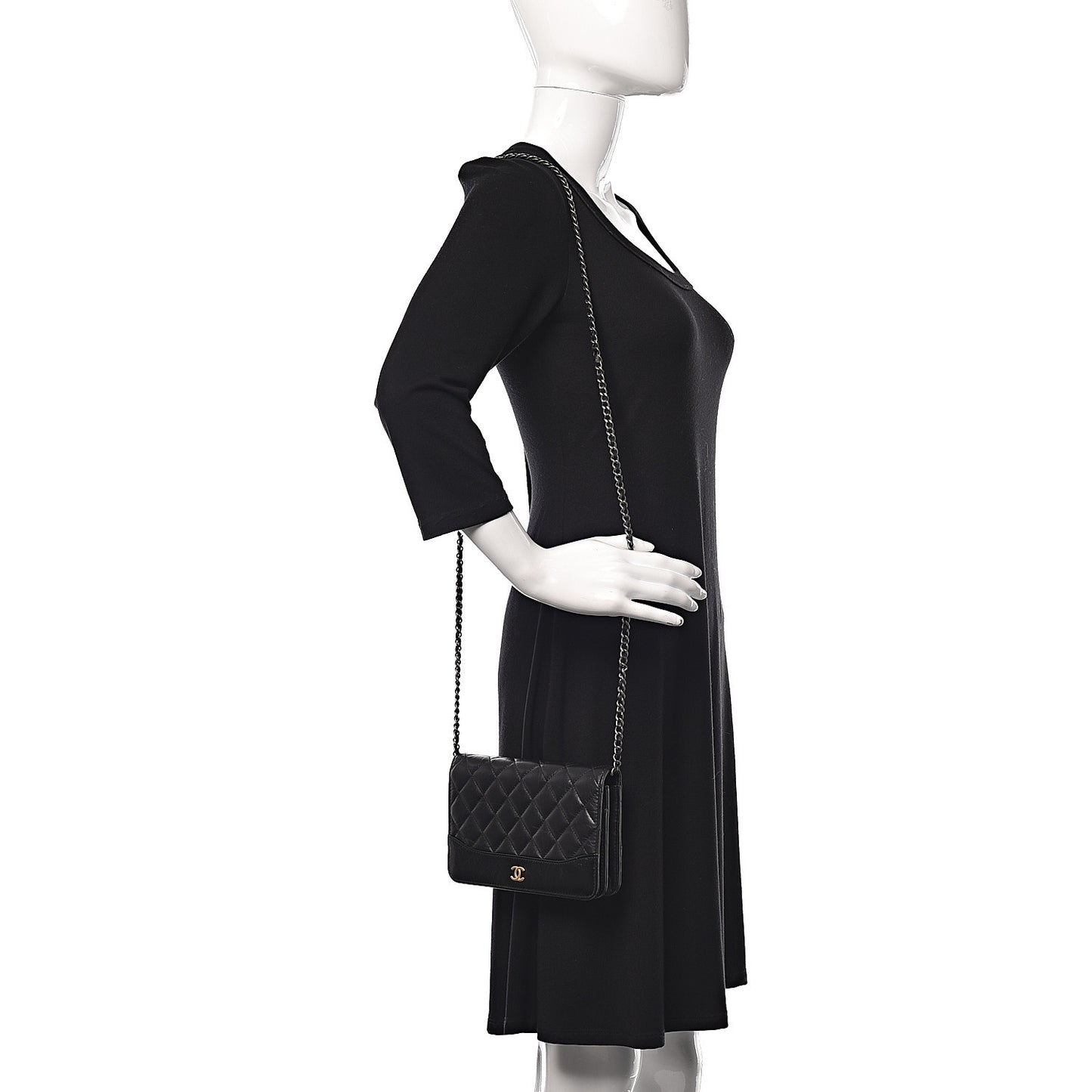 Aged Calfskin Quilted Gabrielle Wallet On Chain WOC Black