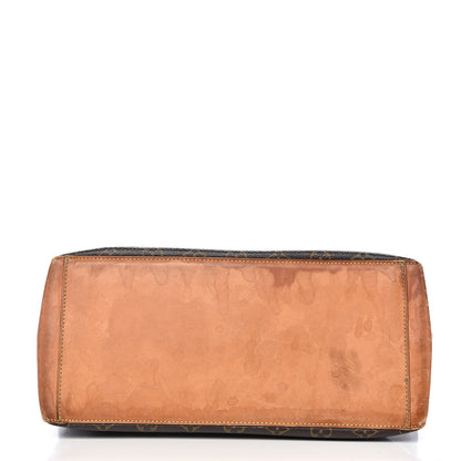 Louis Vuitton Monogram Cabas Mezzo 10 of 14