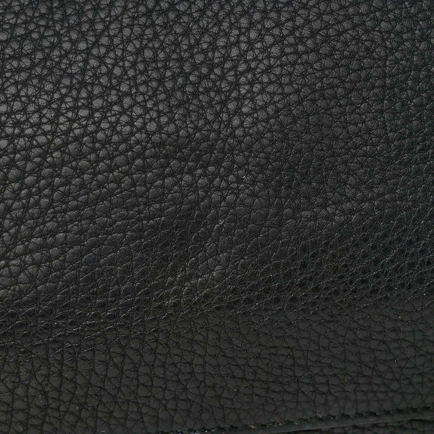 Pebbled Calfskin Medium Soho Chain Shoulder Bag Black