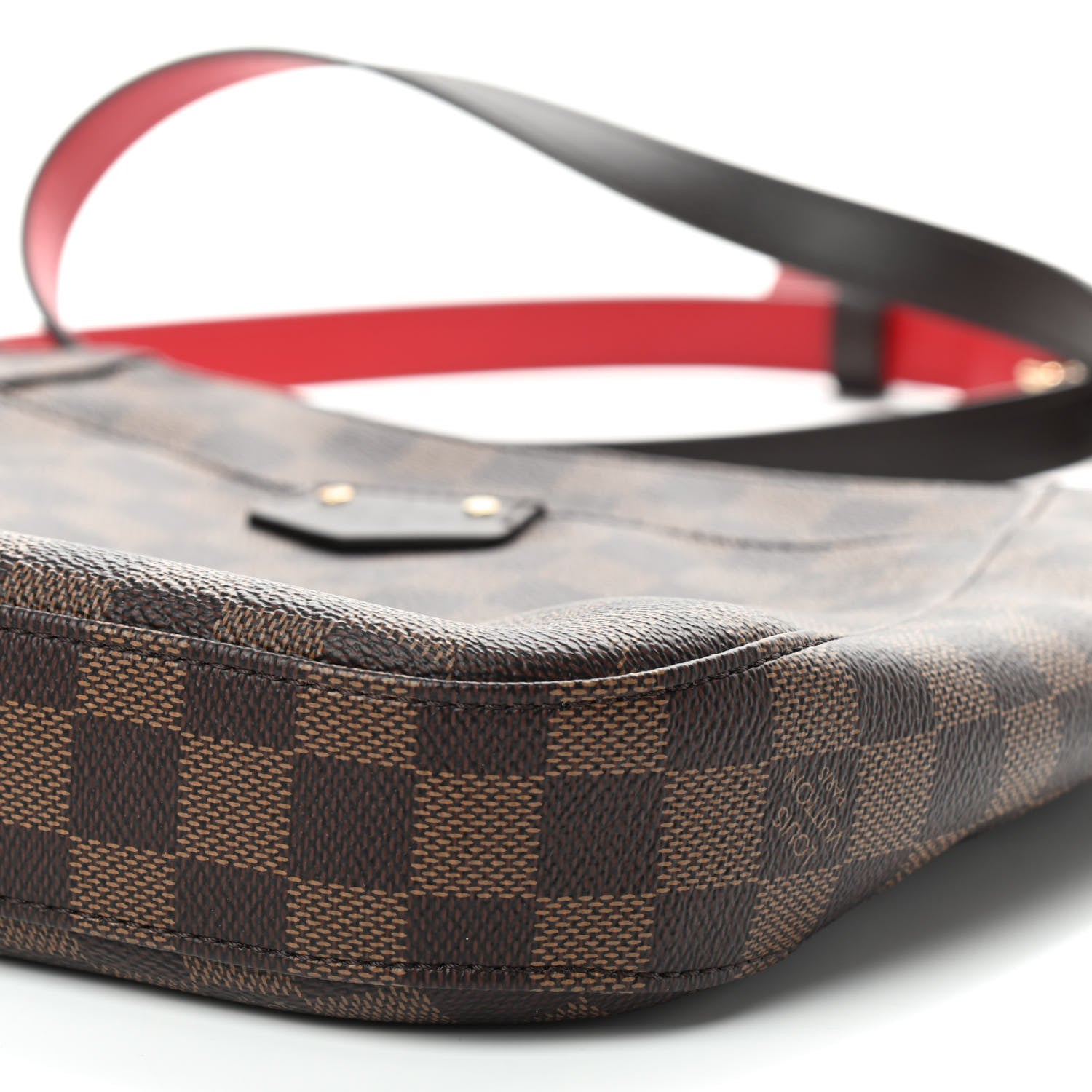 Louis Vuitton Damier Ebene South Bank Besace 7 of 10