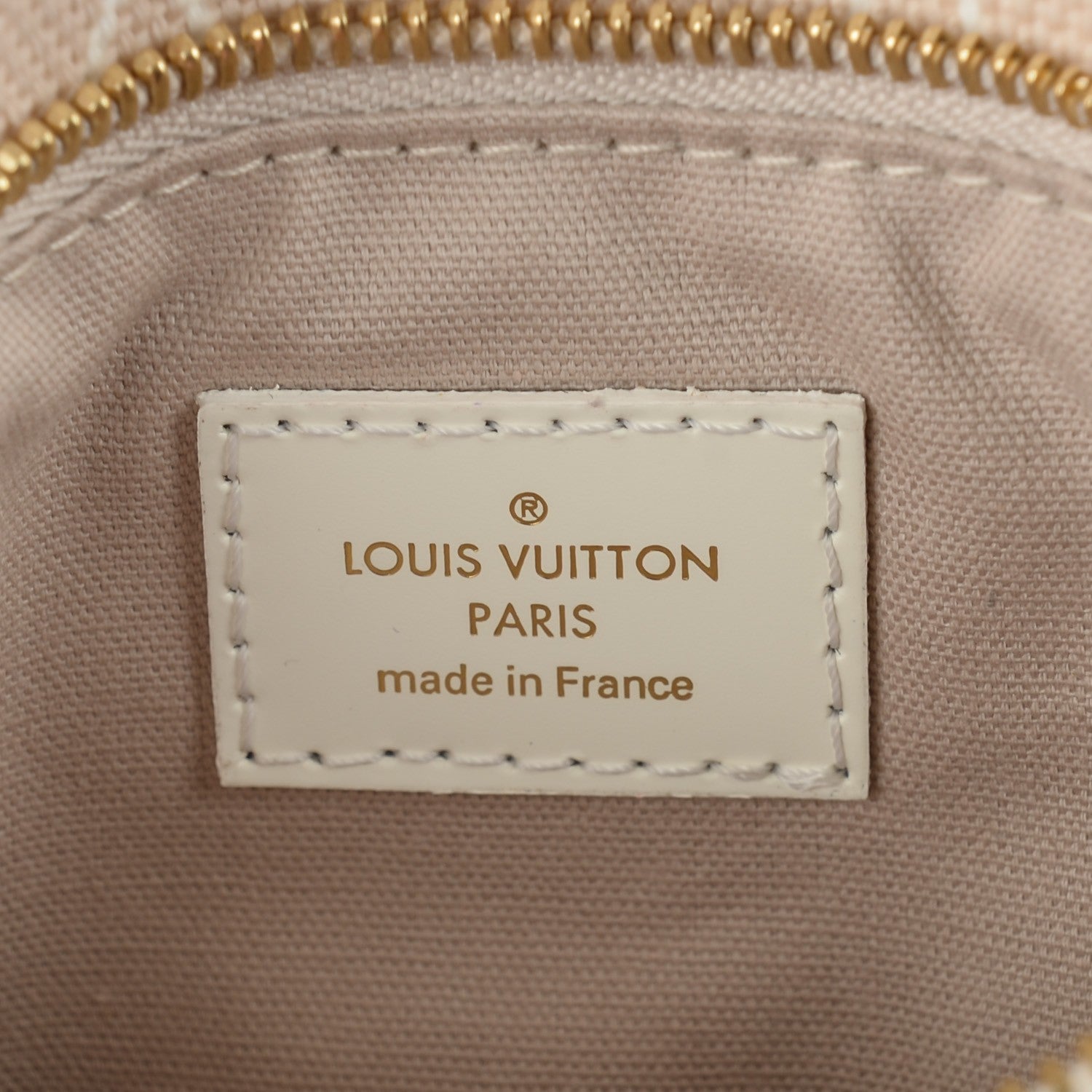 Louis Vuitton Cabas Ipanema PM Sandy 7 of 8