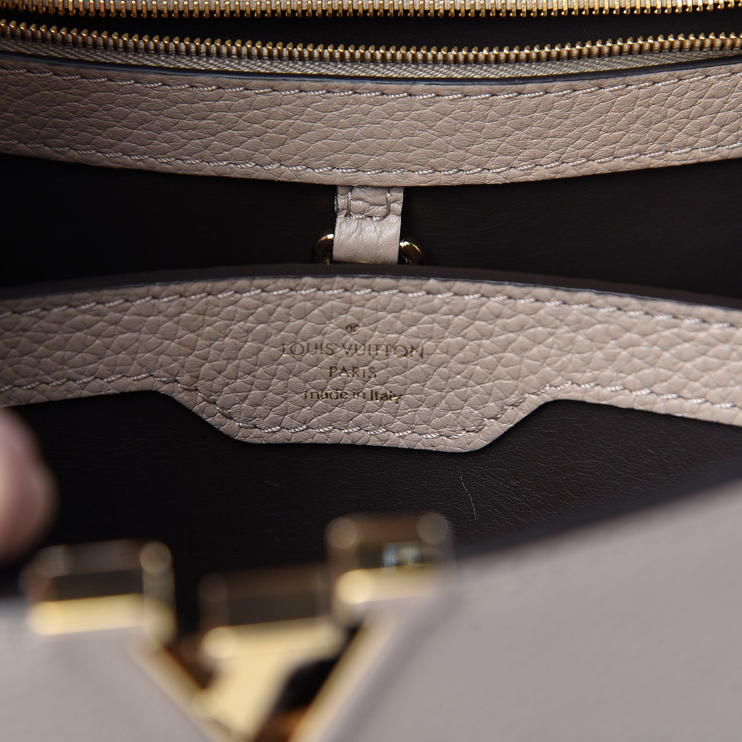 Taurillon Capucines BB Galet