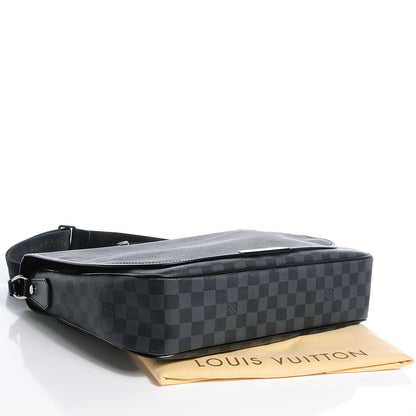 Louis Vuitton Damier Graphite Daniel GM 4 of 7