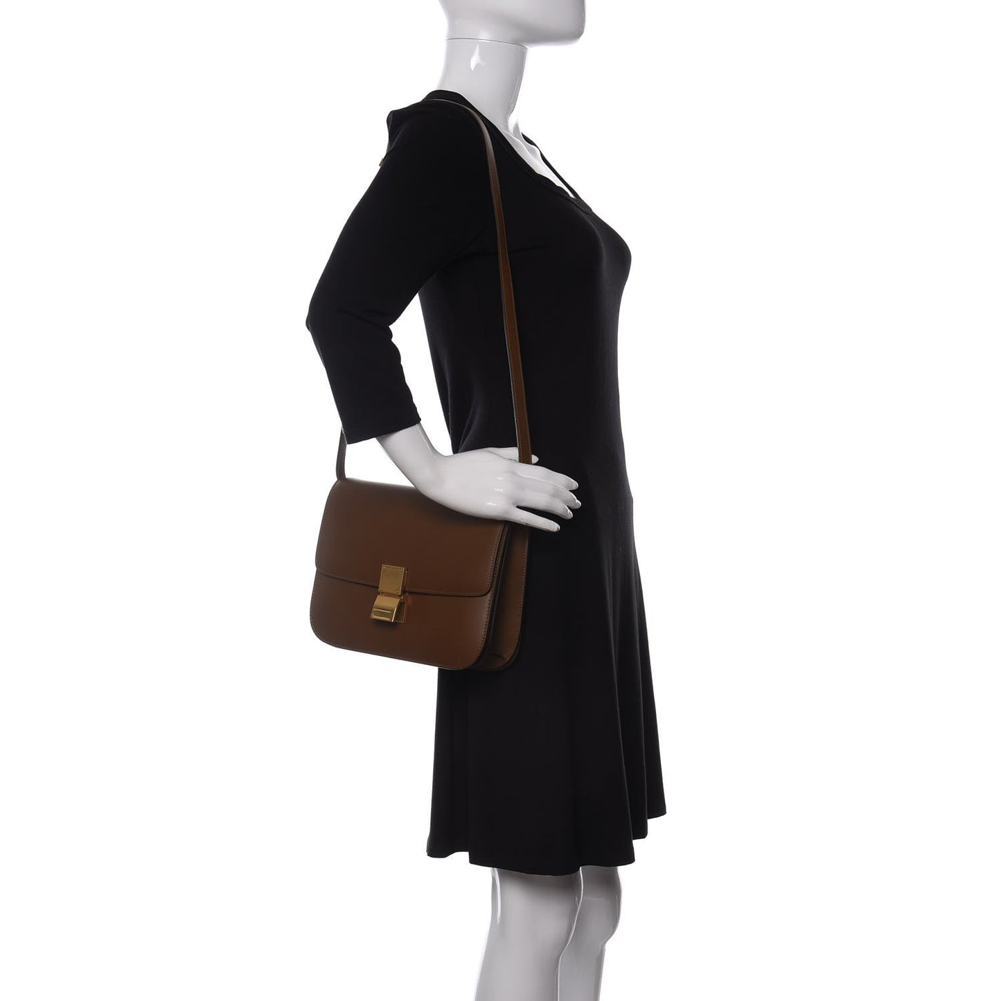 Box Calfskin Medium Classic Box Flap Bag Camel