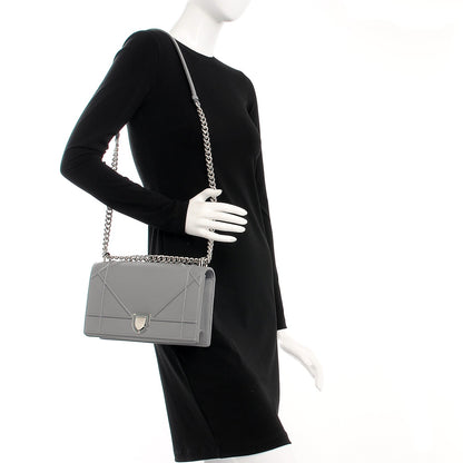 Christian Dior Grained Calfskin Medium Diorama Flap Bag Gris 2 of 9