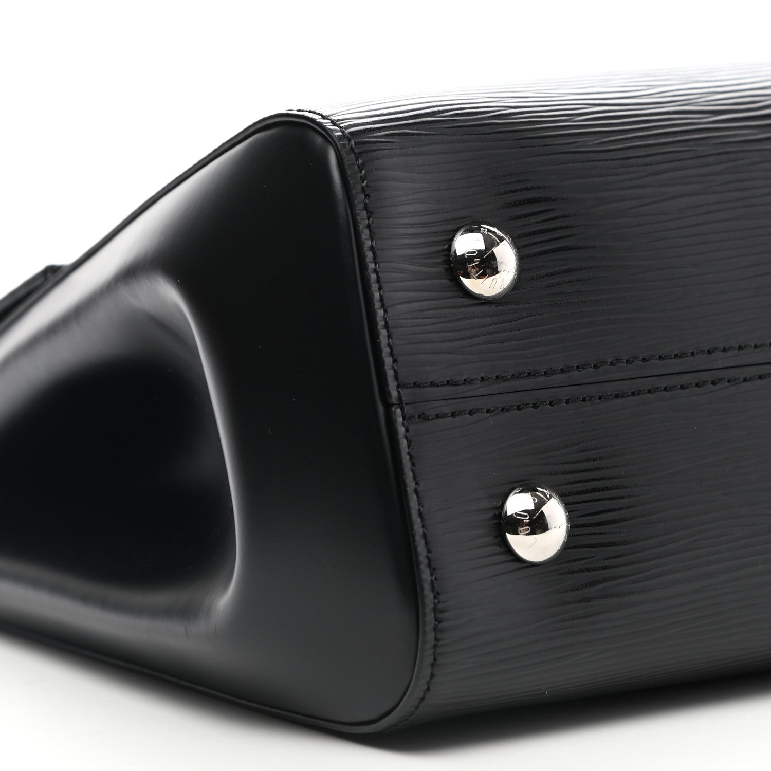 Louis Vuitton Epi Cluny MM Black 8 of 10