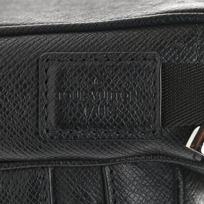Louis Vuitton Taiga Outdoor Messenger PM Black 7 of 10