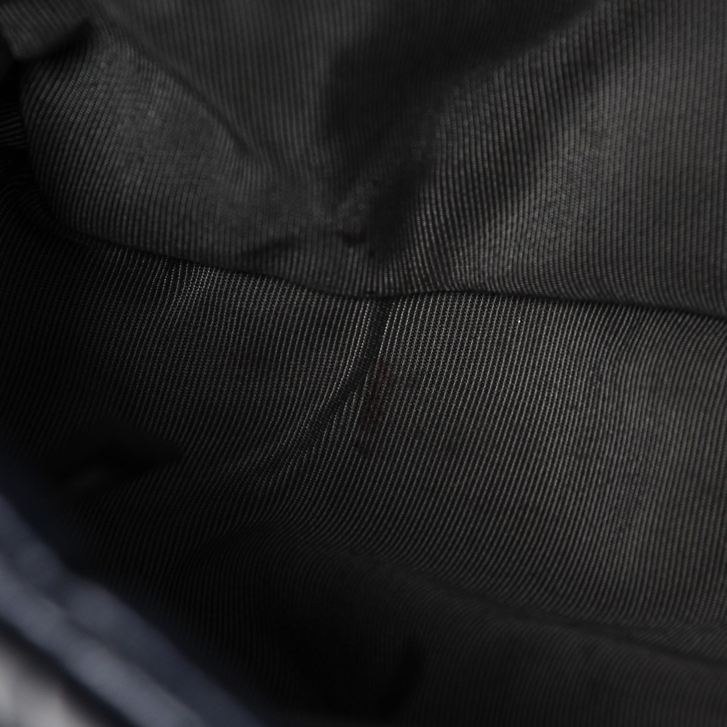 Calfskin Medium Ultra Stitch Flap Navy
