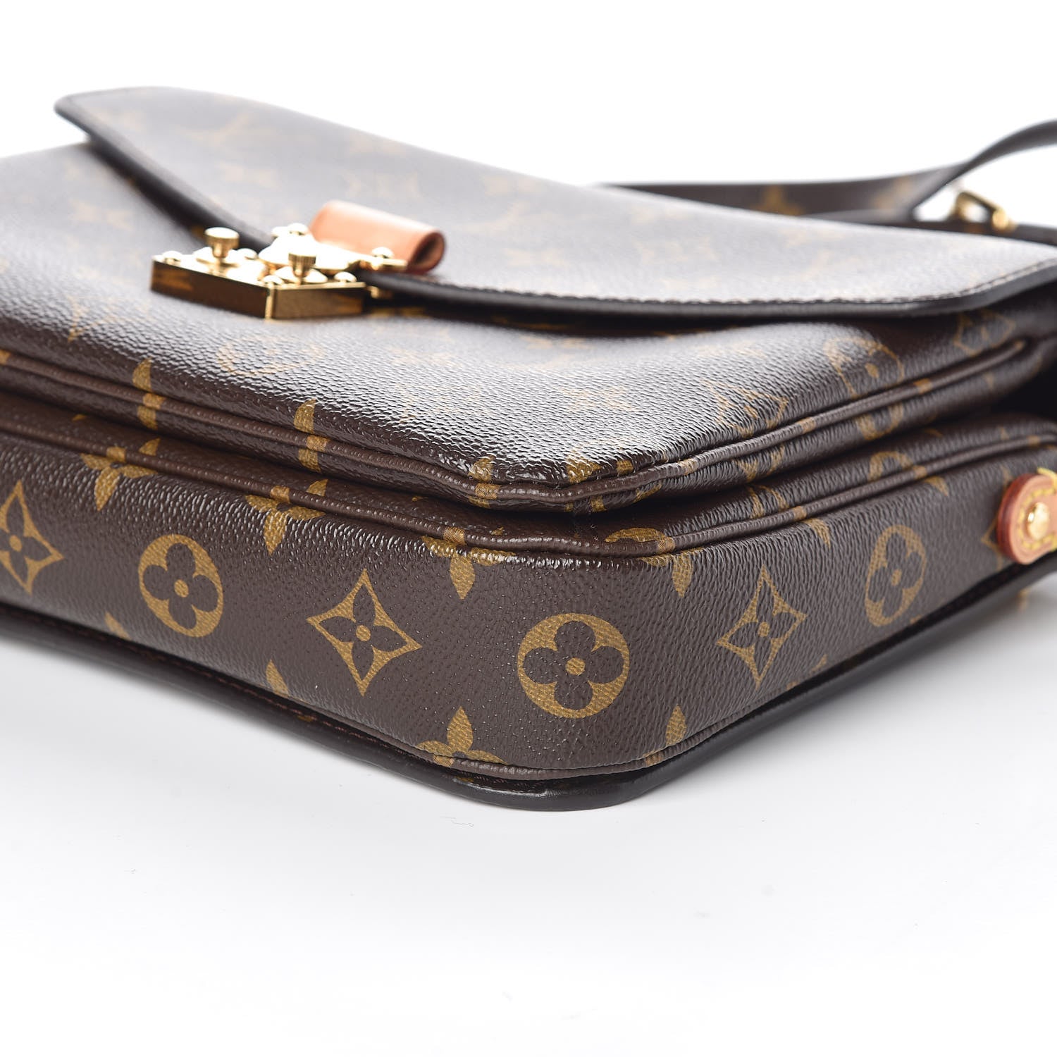 Louis Vuitton Monogram Pochette Metis 6 of 8
