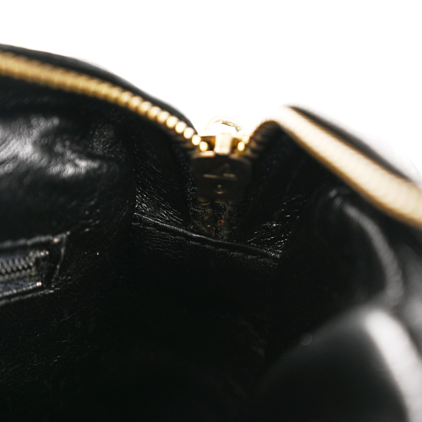 Lizard Quilted Small Tassel Camera Case Black