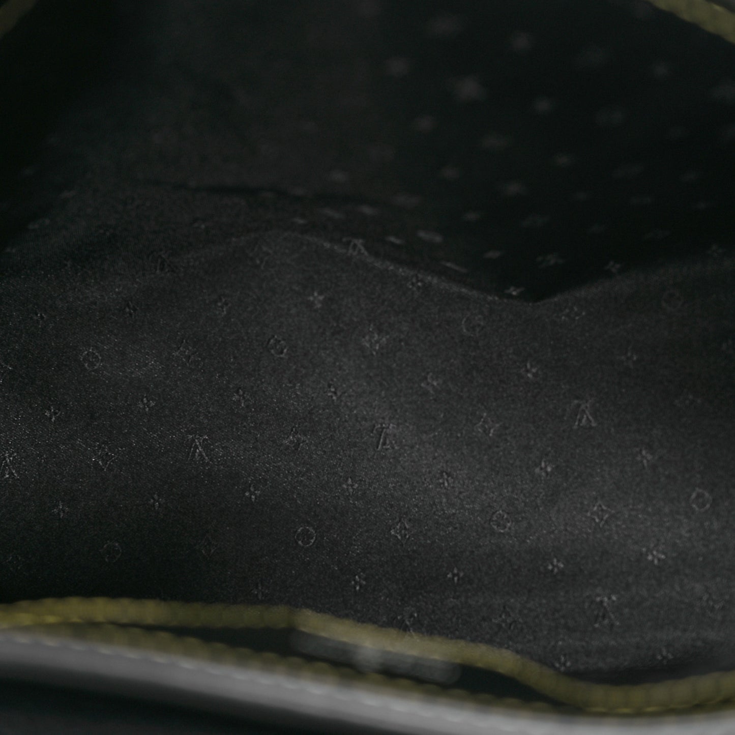 Suhali L Essentiel Black